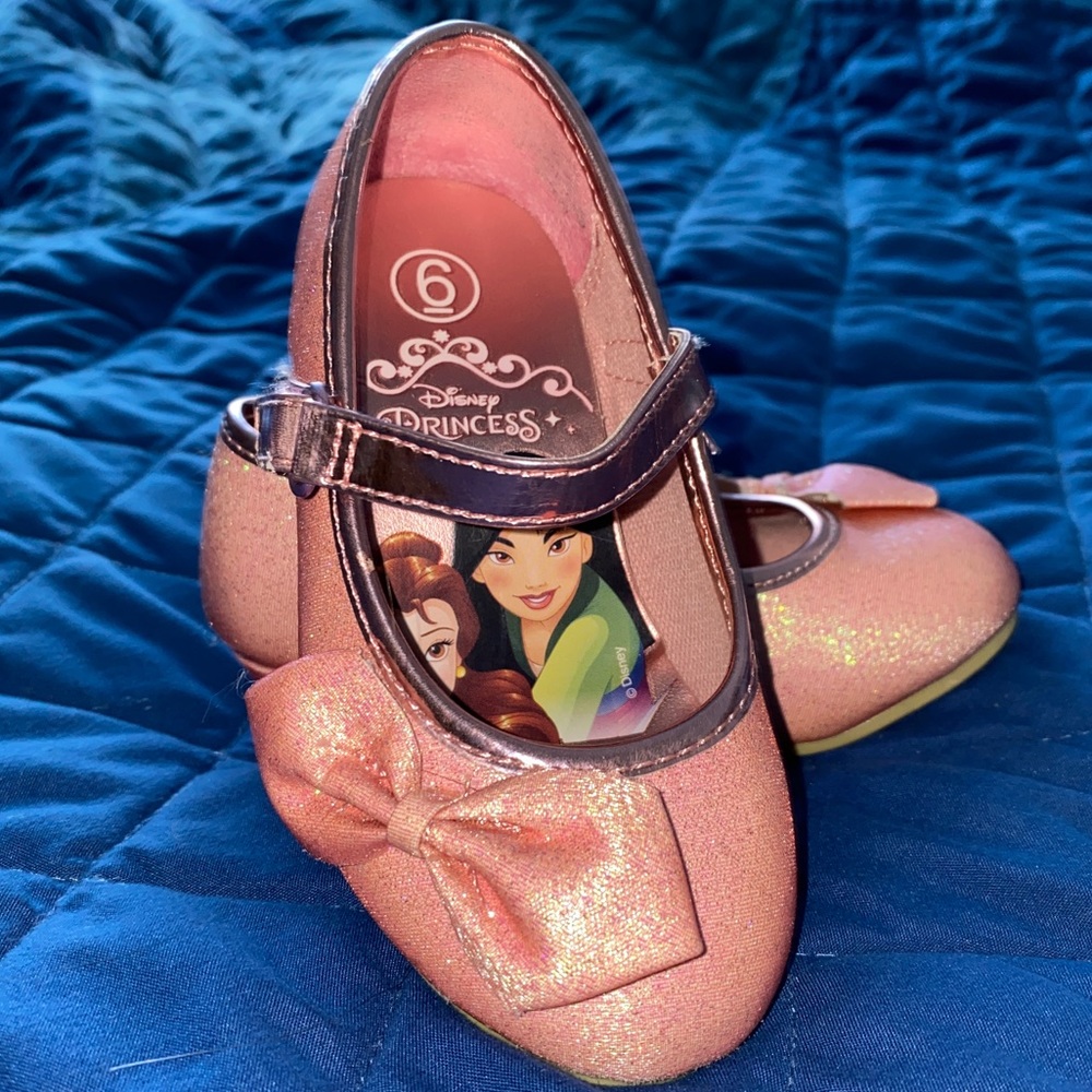 Dress shoes